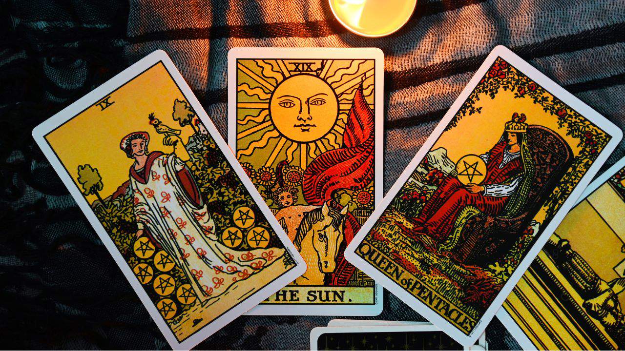 Descubre los secretos del tarot: Guía para principiantes